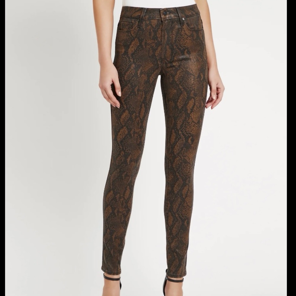 NWT Paige Ultra Skinny High Rise Jeans Size 28 Snakeskin Pattern
